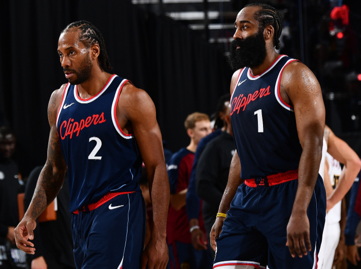 罗马公布战米兰名单：迪巴拉、多夫比克在列，弗格森伤缺（罗马公布战米兰大名单：迪巴拉、多夫比克入选，弗格森因伤缺阵）