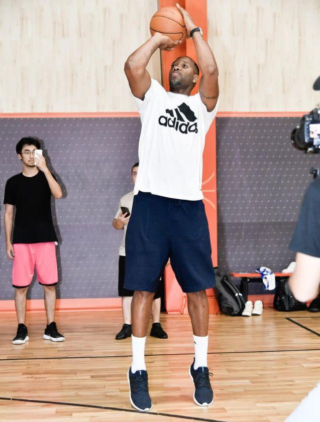 NBA球员专访：詹姆斯谈团队合作,（独家专访詹姆斯：畅谈团队协作之道）