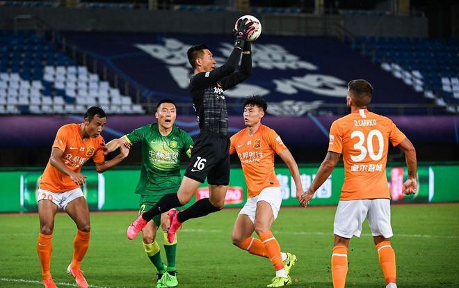 世体：霍安·加西亚可出战欧冠，巴尔德、埃里克·加西亚情况类似（世体：霍安·加西亚有望出战欧冠，巴尔德与埃里克·加西亚情况相似）