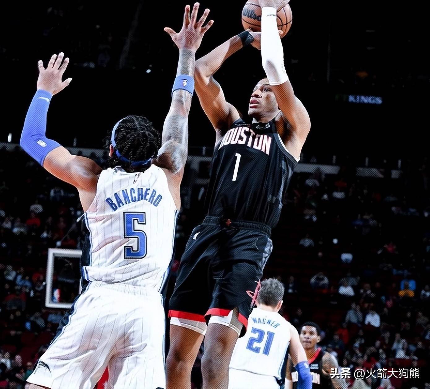 德转评年度最佳前锋：登贝莱、哈兰德、凯恩、姆巴佩入围（德转年度最佳前锋候选揭晓：登贝莱、哈兰德、凯恩、姆巴佩上榜）