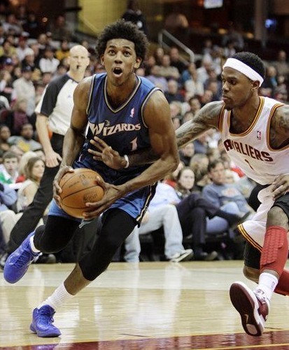 罗尔费斯：药厂在对抗中太软了，我们退缩了、在躲着身体对抗（罗尔费斯：药厂对抗强度不足，我们在回避身体拼抢）