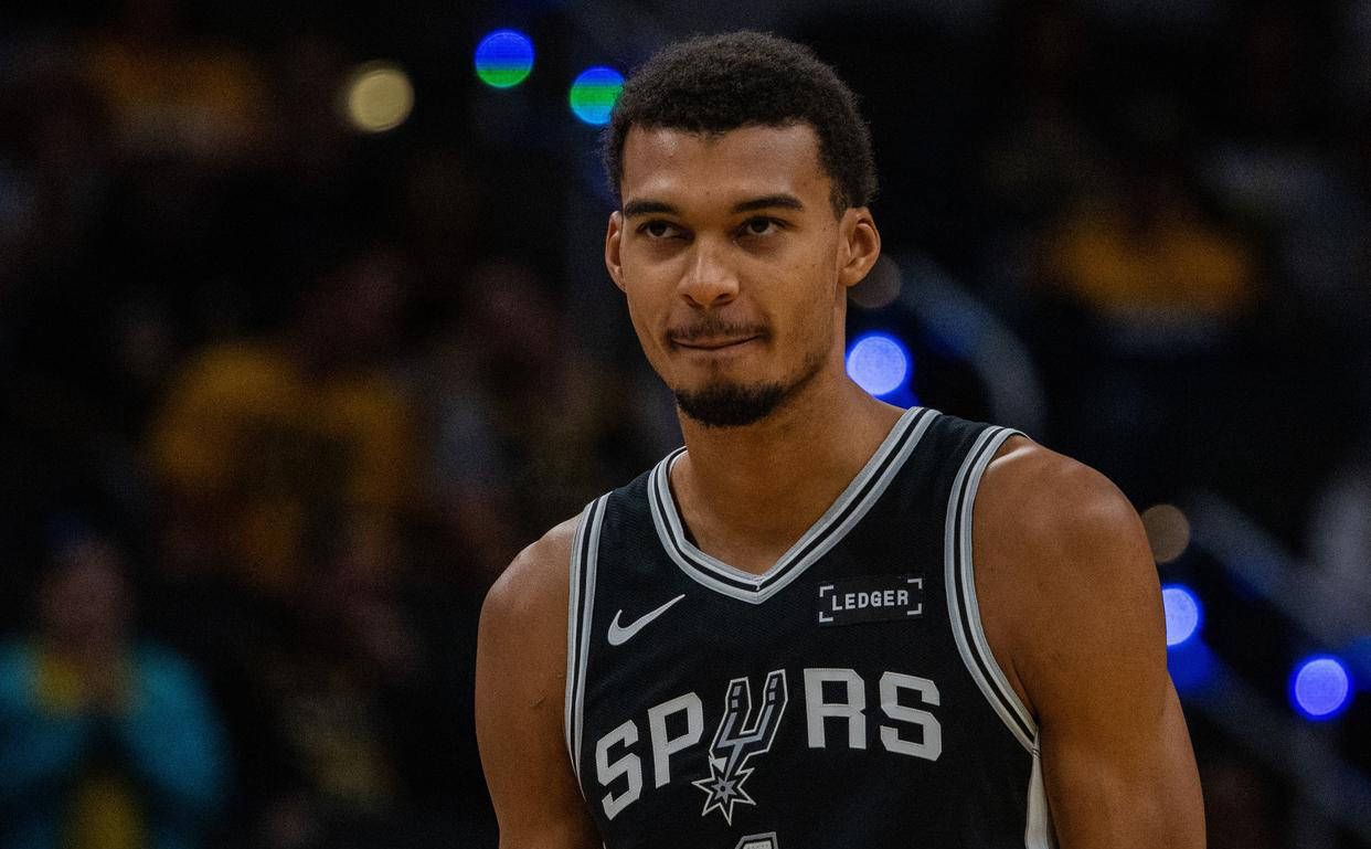 官方：30岁纽卡中场艾萨克-海登自由身离队（官宣：纽卡30岁中场艾萨克-海登以自由球员身份离队）