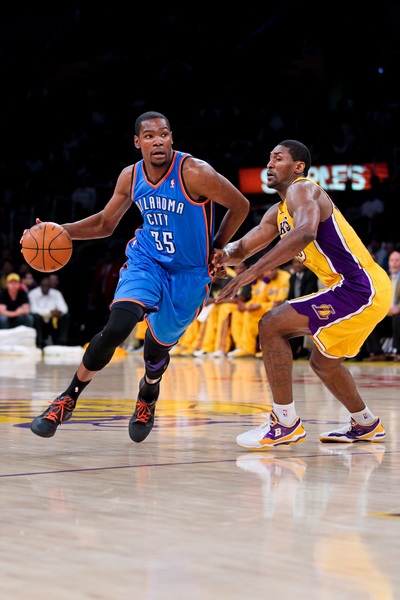 斯基拉：热那亚将与德罗西会面，后者已是维埃拉的潜在接任者（斯基拉：热那亚拟与德罗西会面，视其为维埃拉的潜在接班人）