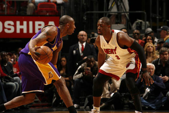 阿奇姆彭迎来中超第200场里程碑，此前199场贡献68球21助（中超第200战达成！阿奇姆彭此前199场斩获68球21助攻）