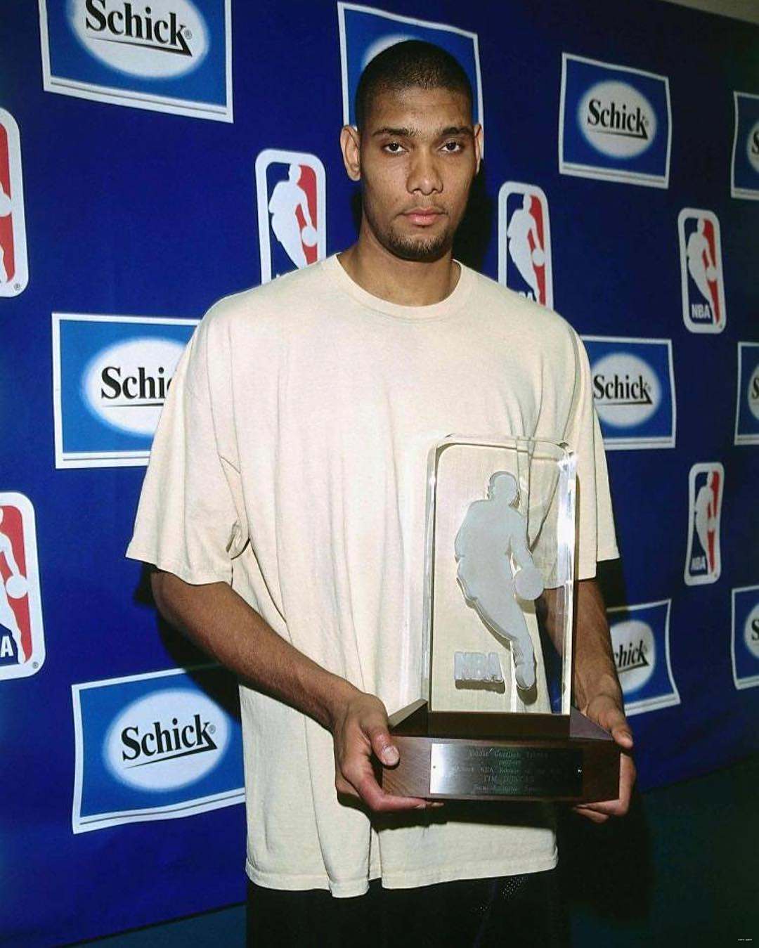 巴媒：米兰已表达对乌戈-索萨的兴趣，科林蒂安正在等待报价（巴媒称米兰有意乌戈-索萨，科林蒂安等待正式报价）